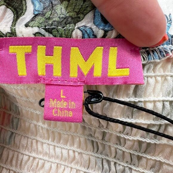 THML NWT Floral Smocked Midi Dress With Ruffle Sleeves Size Large - Picture 4 of 11